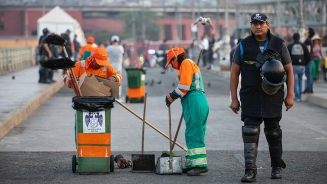 El comercio ambulatorio se había apoderado de este icónico espacio público.