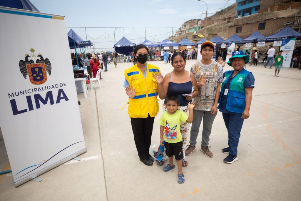 La campaña de servicios gratuitos llegó a Los Jardines, Sector La Quebrada, A.H. en Carabayllo.