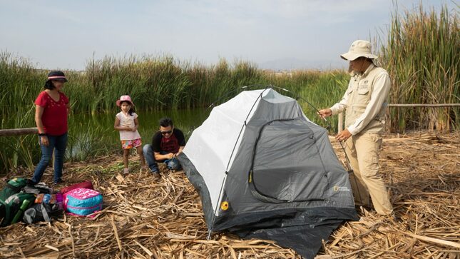 El campamento cuenta con un grupo de guías acreditados y capacitados que acompañarán la Ecoaventura.