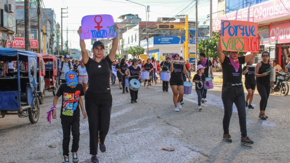 MUJER
