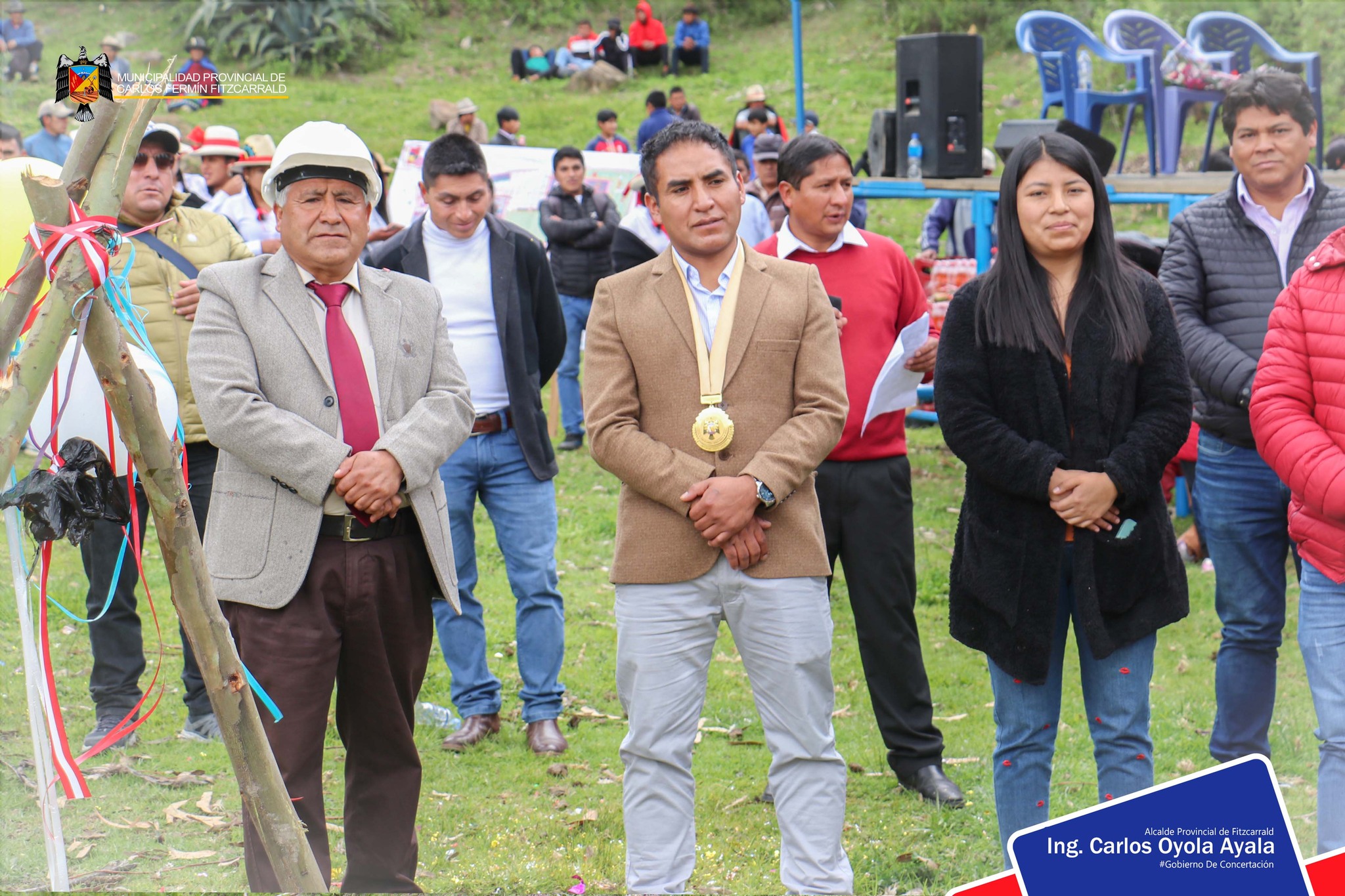 Colocacion de pprimera piedra para la reconstruccion del centro de salud Yauya