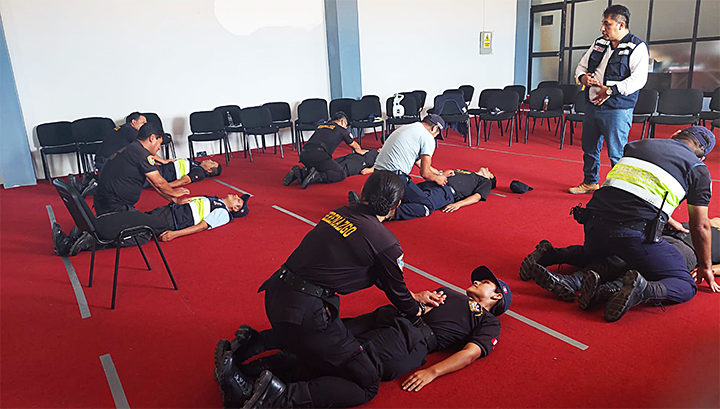 Actualizan conocimientos para atención de emergencias en cuerpo de serenazgo de Huacho, Végueta y Carquín