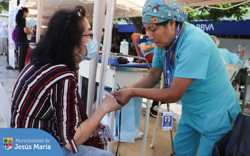 servicios médicos gratuitos
