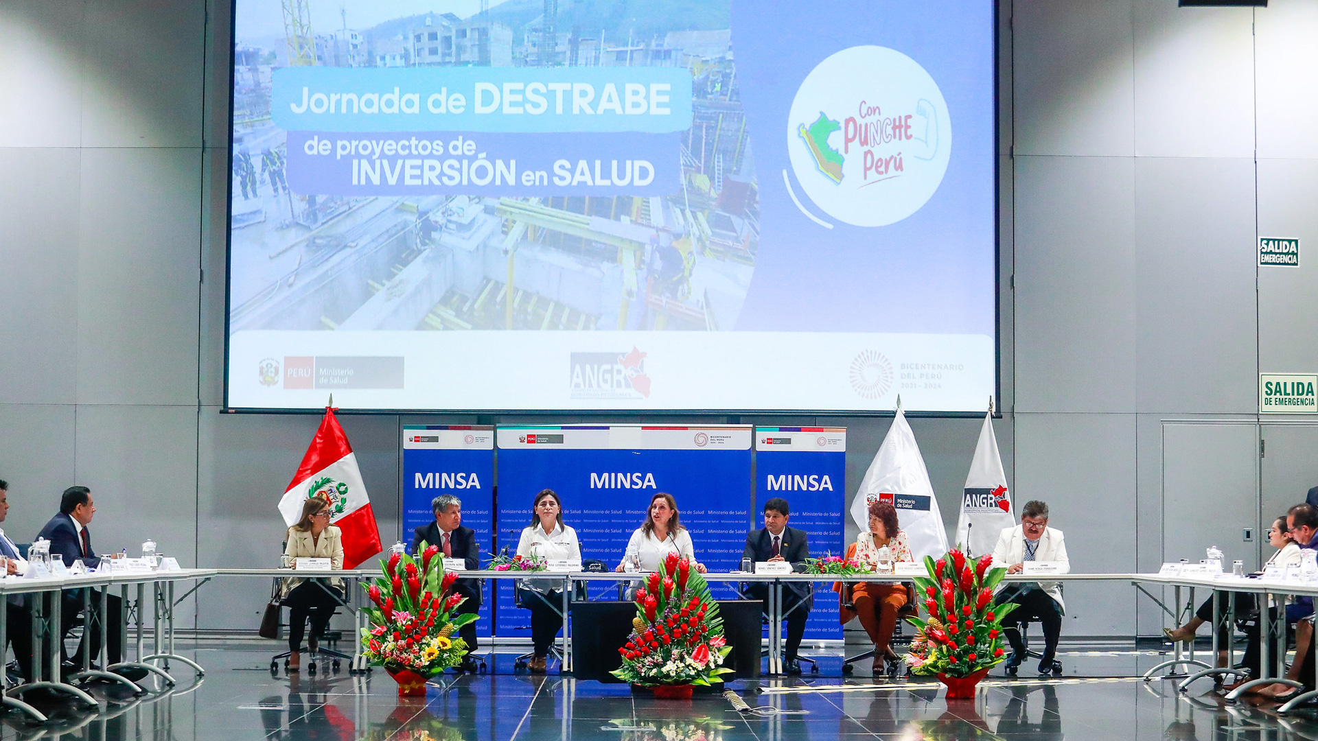 Gobernadora Rosa Vásquez consigue intervención del Minsa para culminar Hospital Regional de Cañete