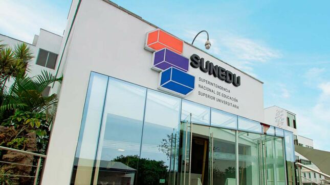 "Archivo HTLM Destacan desarrollo de I+D+i en la evaluación para la renovación de licencias en universidades"