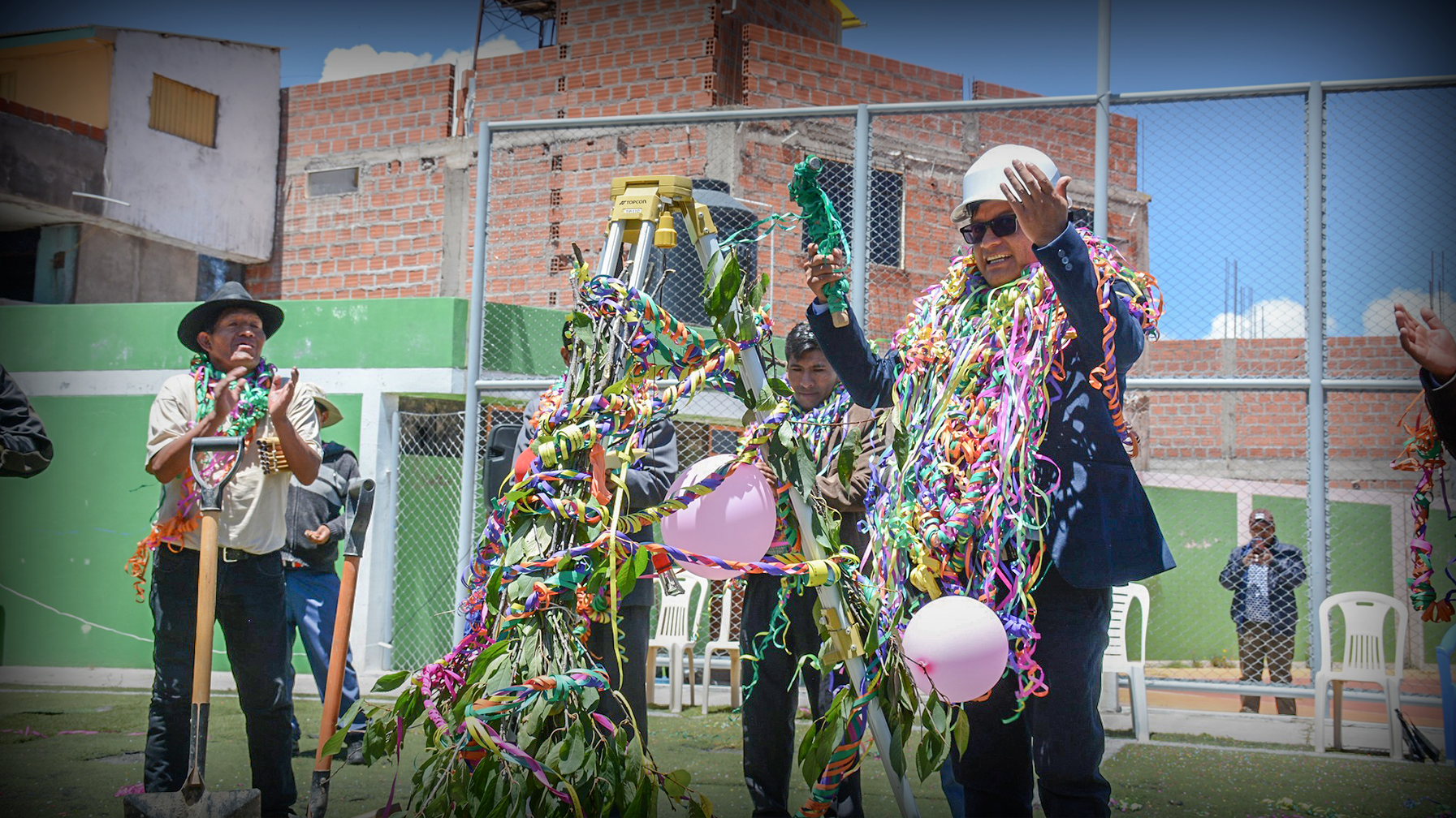 Municipalidad de Yunguyo inicia la ejecución del proyecto de renovación del complejo deportivo en el Barrio LAYKAKOTA