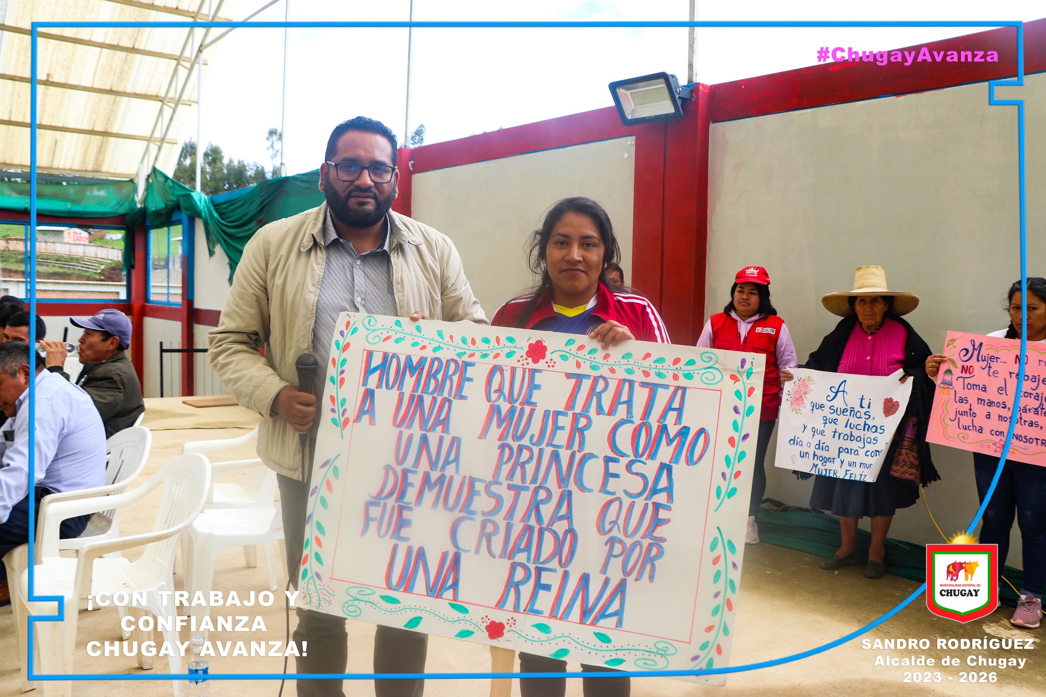 El día de hoy Miércoles 08 de Marzo se llevó a cabo la ceremonia por el día Internacional de la mujer, en el complejo deportivo de Chugay Centro.