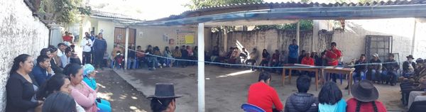 VECINOS DE LA AA.HH. HOYADA UNIDOS CON SU AUTORIDAD