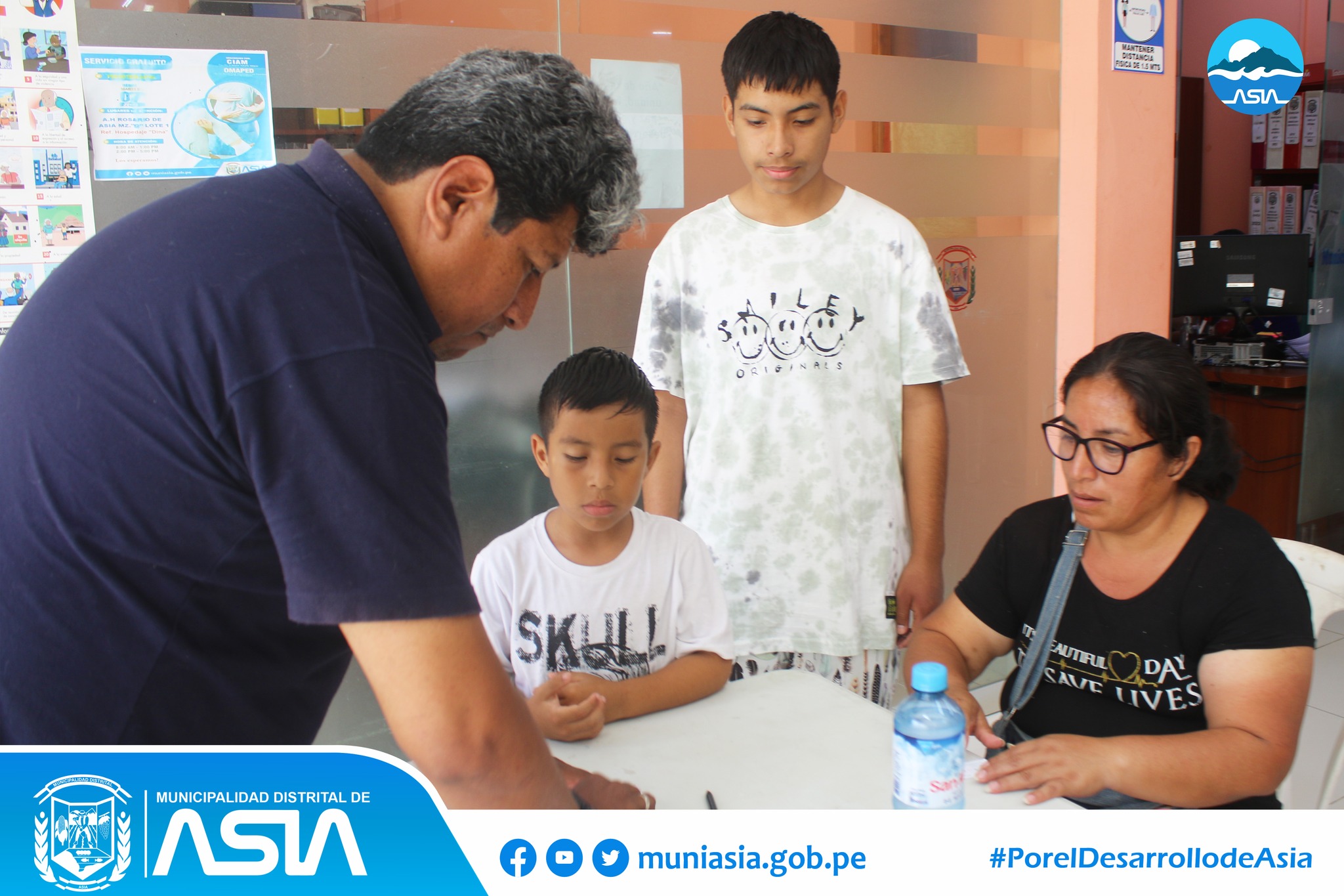 Municipalidad Distrital de Asia y Reniec Realizo Campaña de DNI Electrónico