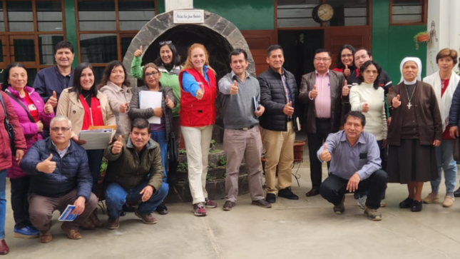 Mg. José Arista participó activamente en reunión entre la Abog. Ana Reátegui y directores de IE.