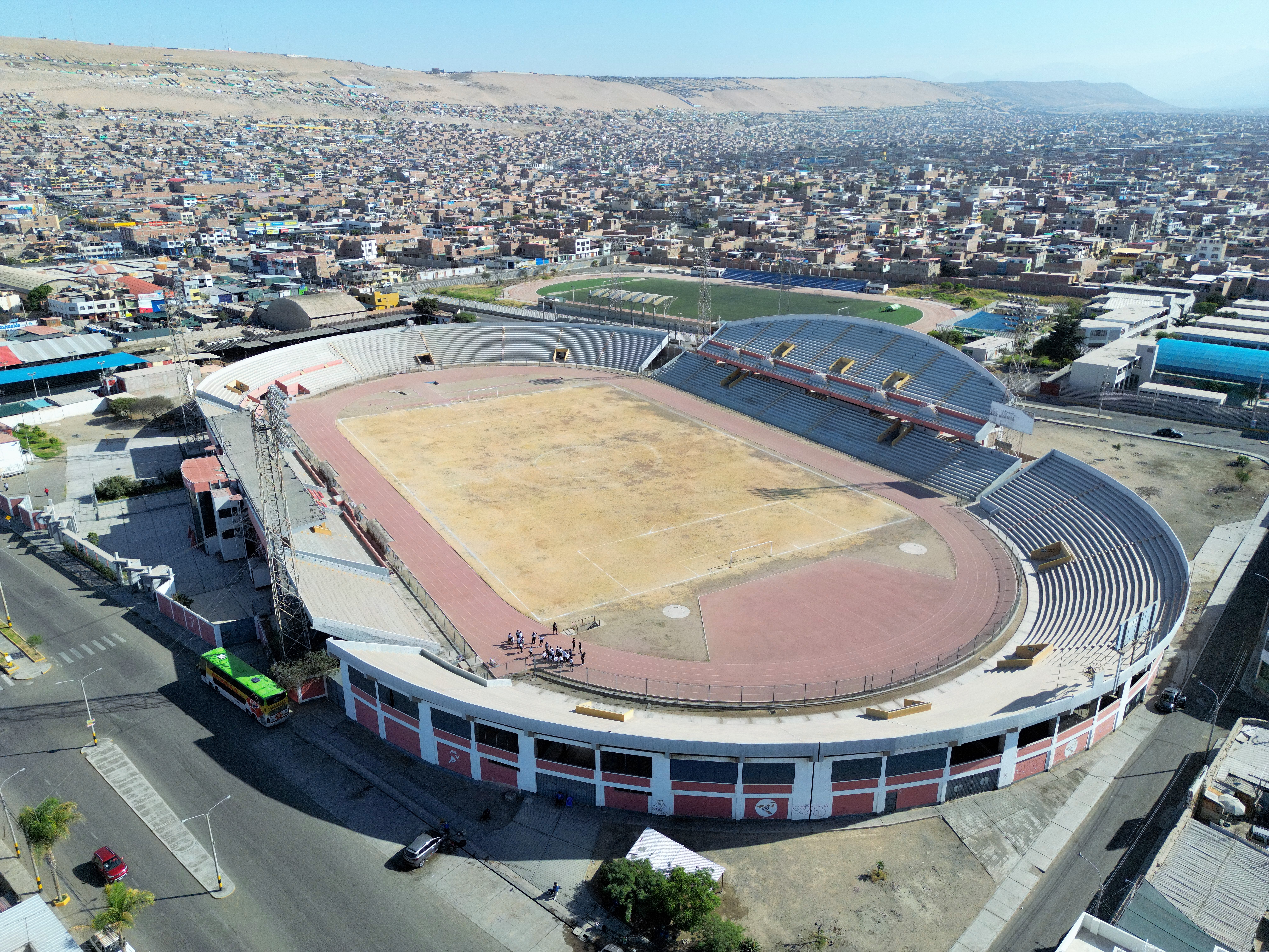 GRT iluminará estadio Jorge Basadre para el mundial sub-17