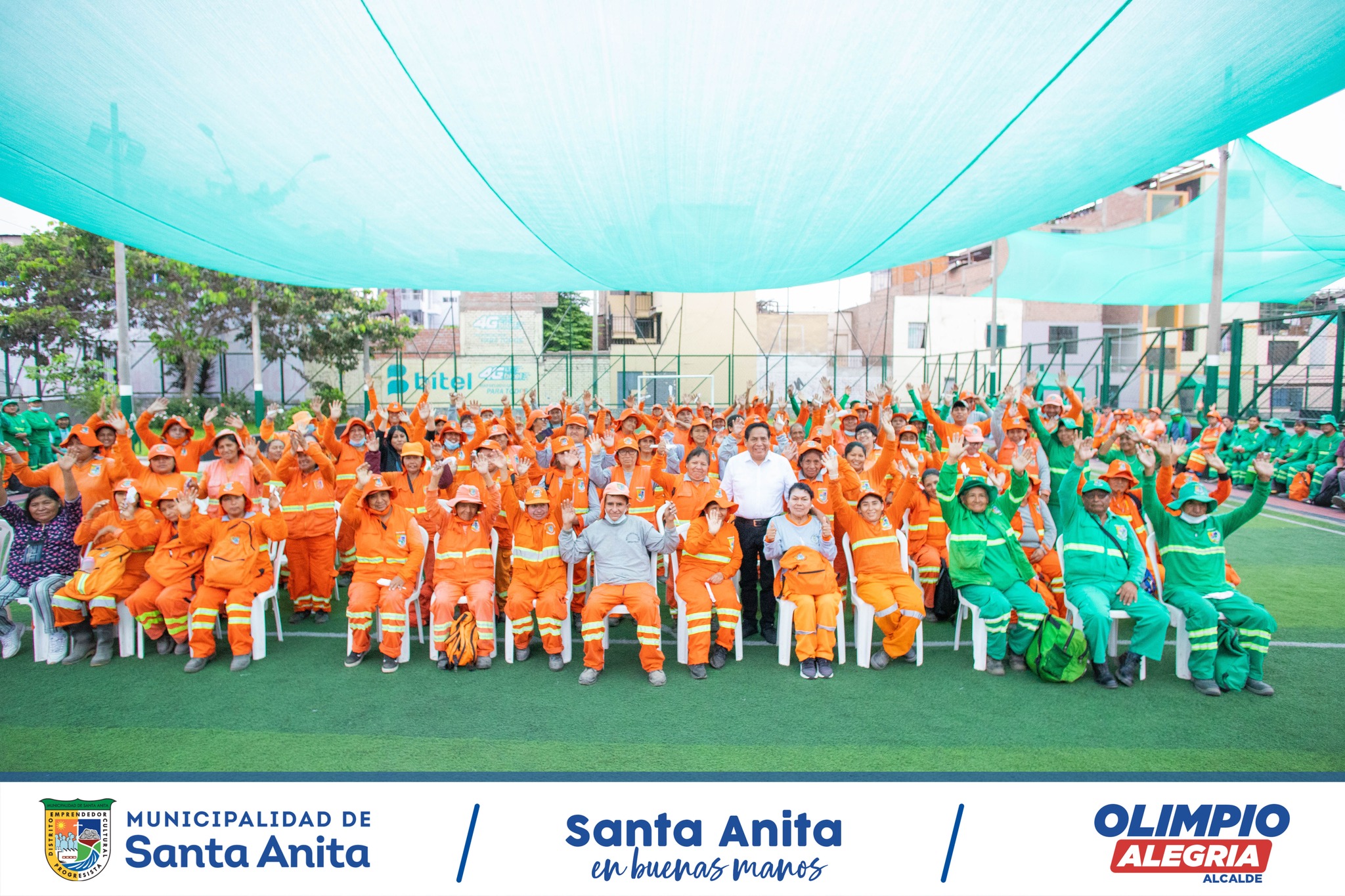El alcalde, Olimpio Alegría, compartió con los trabajadores y trabajadoras de limpieza y áreas verdes en reconocimiento a su excelente desempeño en la labor de cuidar y mantener los parques y jardines del distrito.
Durante el compartir, el alcalde agradeció a los colaboradores por su dedicación y compromiso y destacó la importancia del cuidado de las áreas verdes para la salud y el bienestar de los vecinos.
#Olimpioalegria
#Santaanitaenbuenasmanos