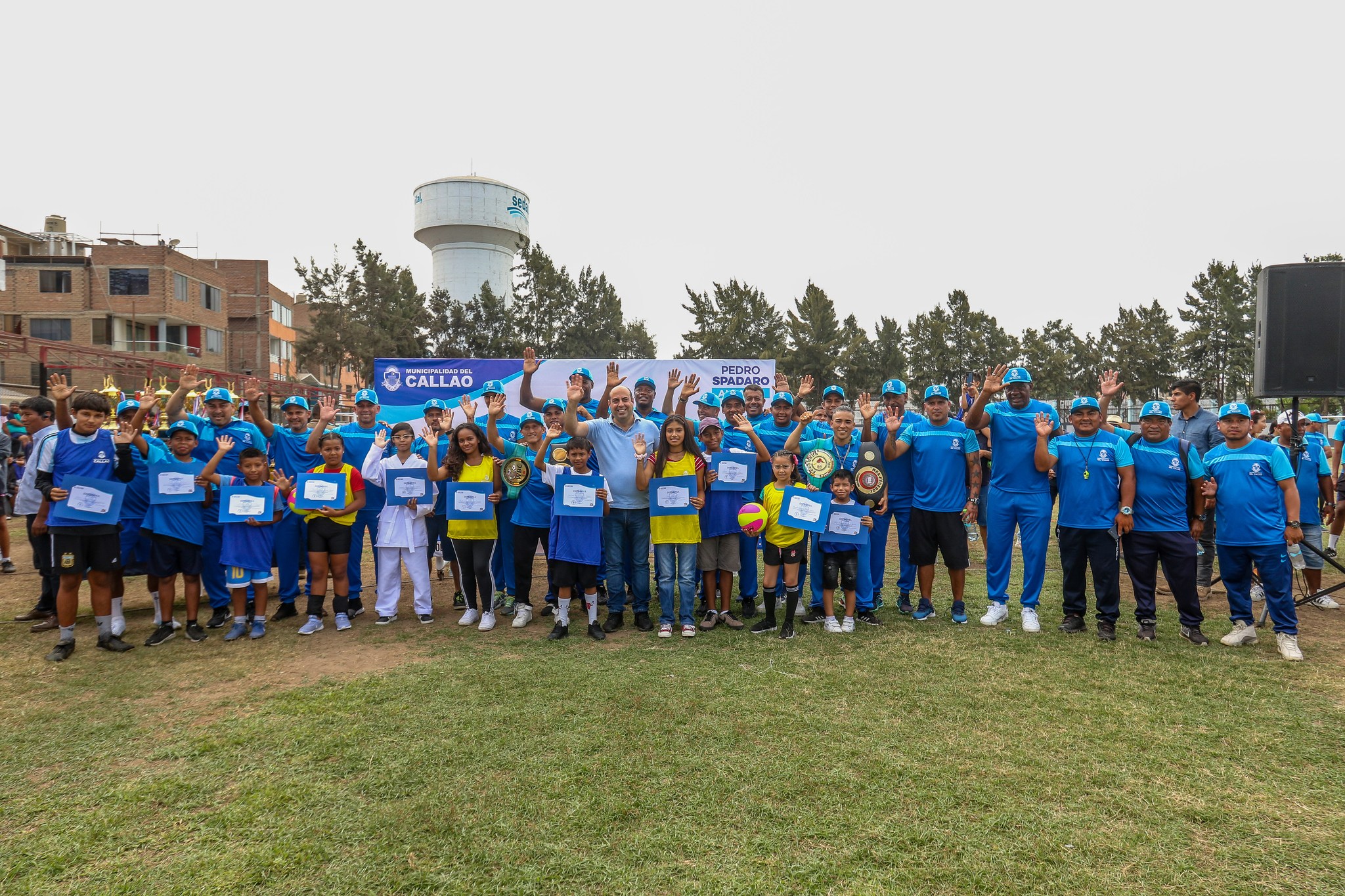 Nuestro alcalde Pedro Spadaro encabezó la clausura de nuestros talleres deportivos de verano