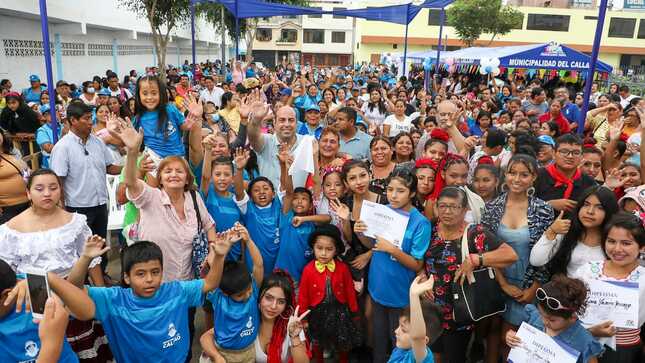Cientos de niños del Callao participaron de la clausura de nuestros talleres culturales de verano