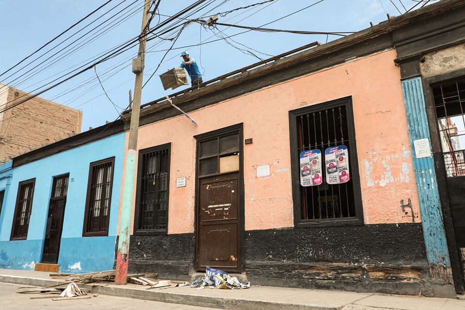 Realizamos la limpieza de los techos de todas sus casas.