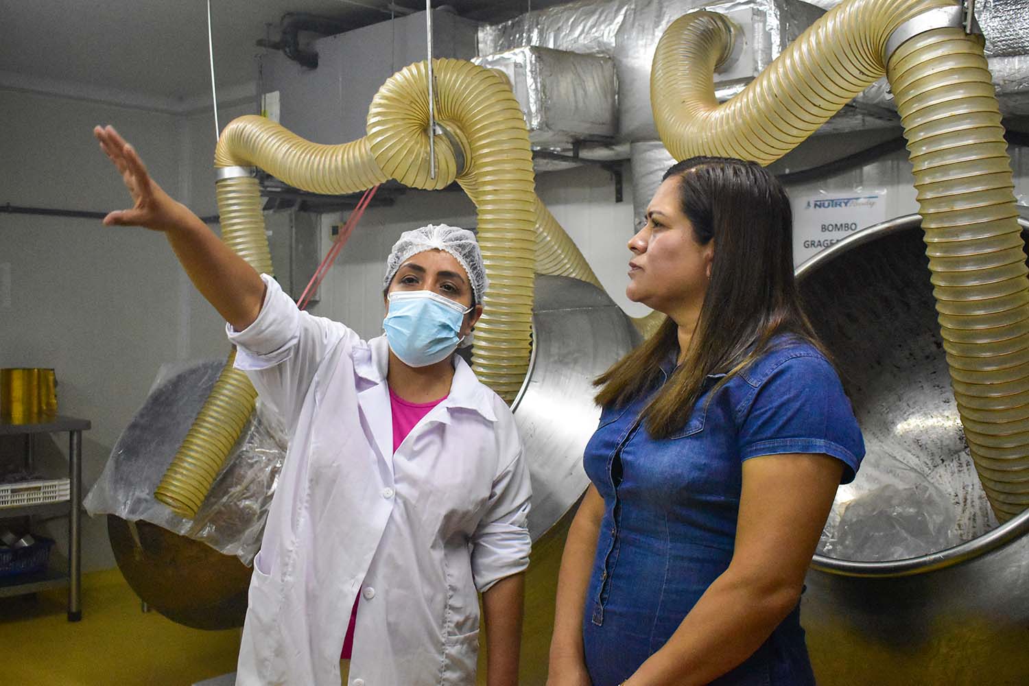 recorrido por toda la fabrica 
