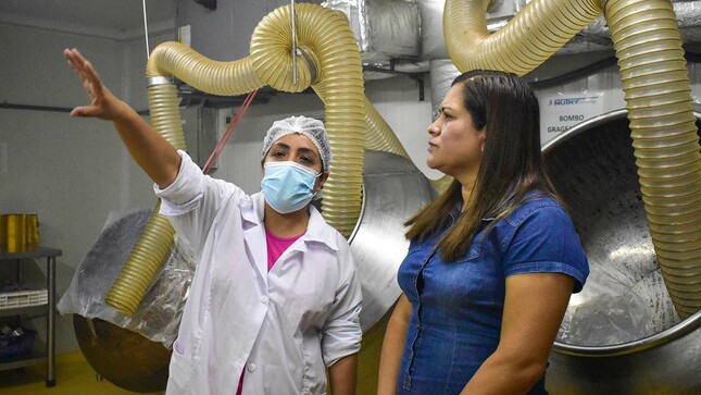 recorrido por toda la fabrica 