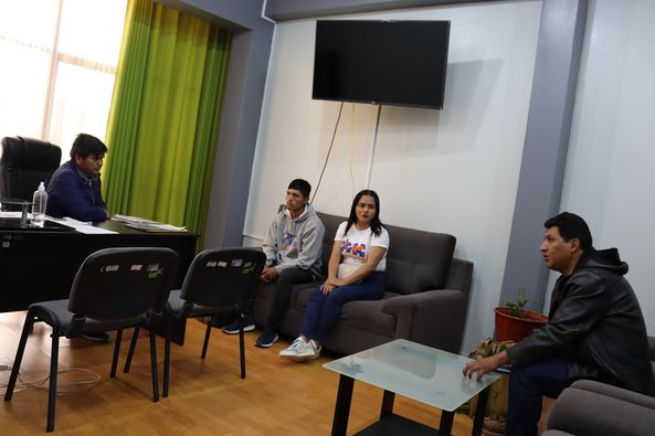 Reunión con los representantes de la Asociación Civil Voluntades Ayacucho