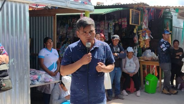 Entrega de resolución al Mercado de Casuarinas - San Jose