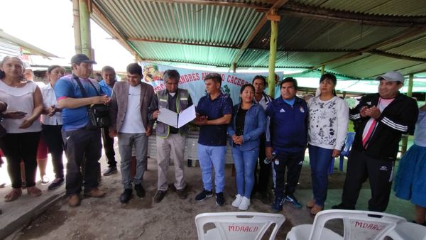 Entrega de resolución al Mercado de Casuarinas - San Jose