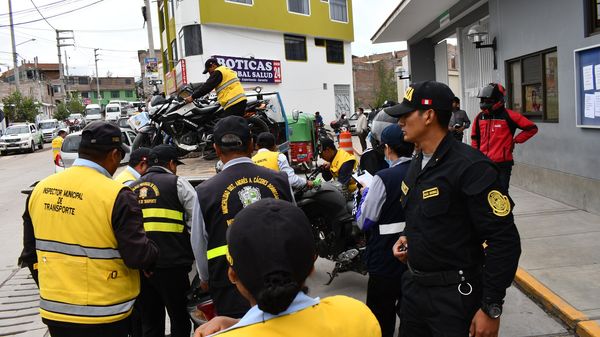Se desarrollo operativo inopinado de vehículos en el Distrito de Andrés Avelino Cáceres Dorregaray.
