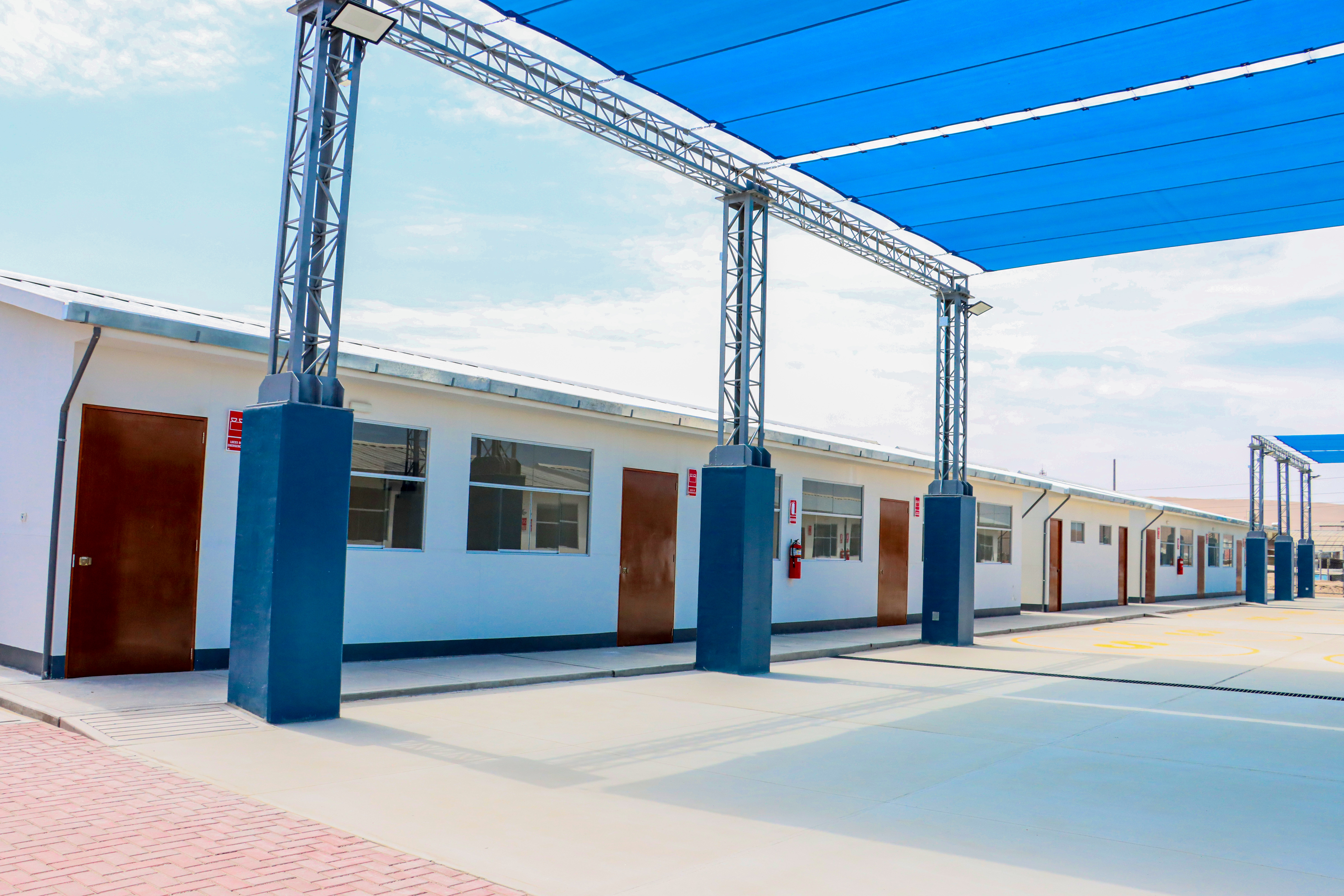 Culminan aulas de contingencia en IE Guillermo Auza Arce