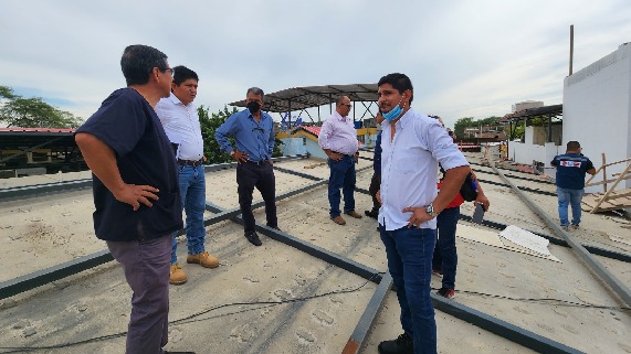 Gobernador logra que Minsa destine más de S/ 2 millones para hospital Santa Rosa