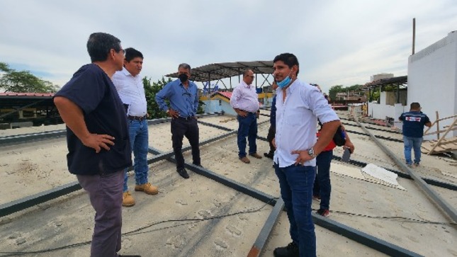 Gobernador logra que Minsa destine más de S/ 2 millones para hospital Santa Rosa