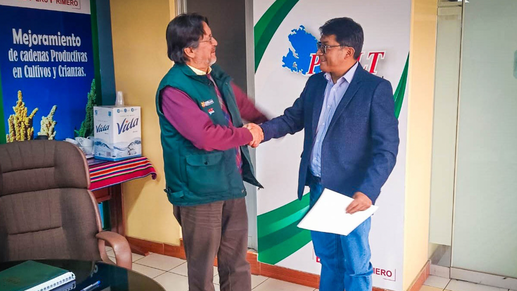 Municipalidad Provincial de Yunguyo Suscribe convenio de cooperación Interinstitucional con el PEBLT