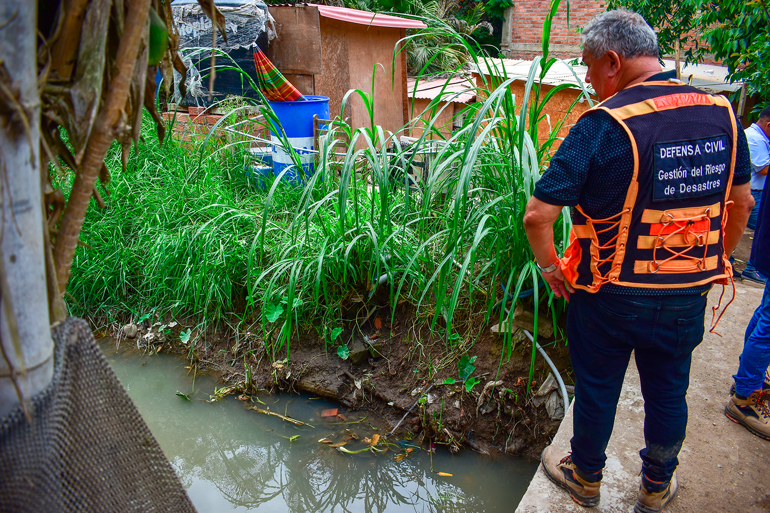 Defensa Civil de Chorrillos inspeccionó canal de regadío de Chorrillos.