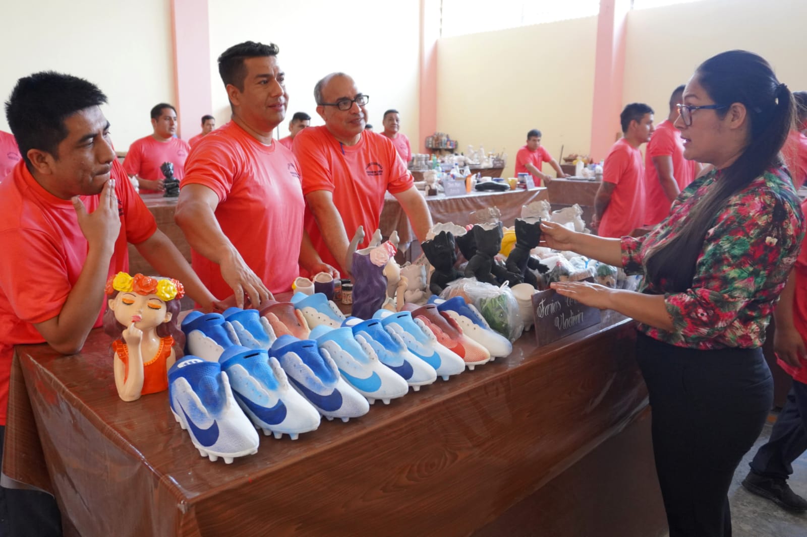 Mil internos podrán aportar a la sociedad con la promoción de sus productos en ferias de emprendimiento