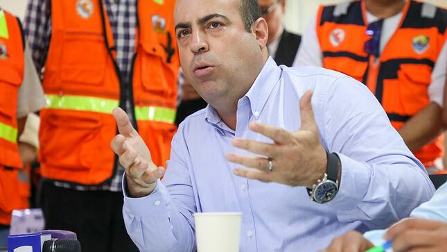 El alcalde Pedro Spadaro y gobernador regional Ciro Castillo junto a los otros alcaldes chalacos, brindaron un balance situacional sobre las intensas lluvias de los últimos días.