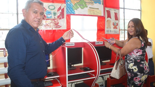 Alcalde provincial participa  de apertura de la videoteca de la I.E. Nuestra Señora del Carmen
