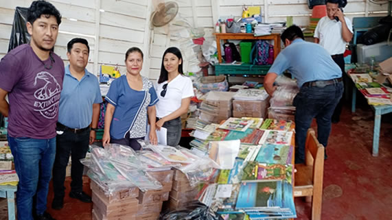 Se continúa con distribución de materiales educativos en zonas periféricas