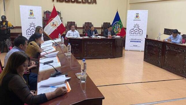 El pleno del Concejo de la Municipalidad Provincial de Mariscal Nieto aprobó por unanimidad la transferencia financiera del Fondo de Compensación Municipal (FONCOMUN) a las municipalidades de los centros poblados de San Francisco, Los Ángeles y Chen Chen, para el ejercicio fiscal 2023, por un monto anual de S/.578 mil 400.