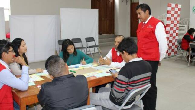 Contraloría y sociedad civil organizada identifican problemática para planificación de servicios de control en Apurímac