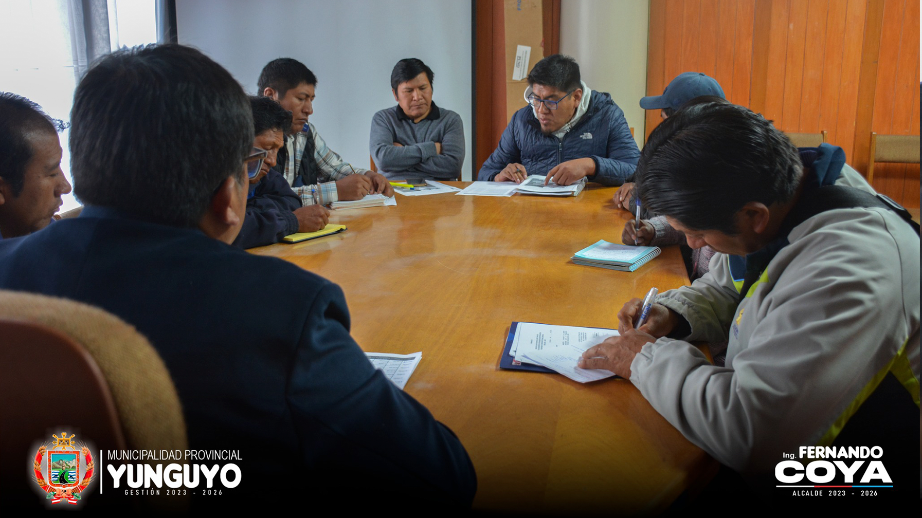 Alcalde Provincial se reunió con la Central de Barrios de Yunguyo para encaminar Proyectos