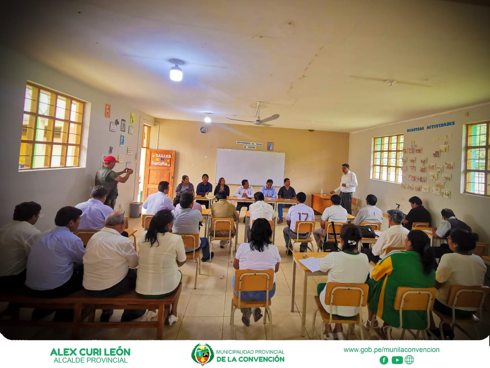 Autoridades municipales acuerdan mejorar las condiciones educativas de la I.E. INA 67