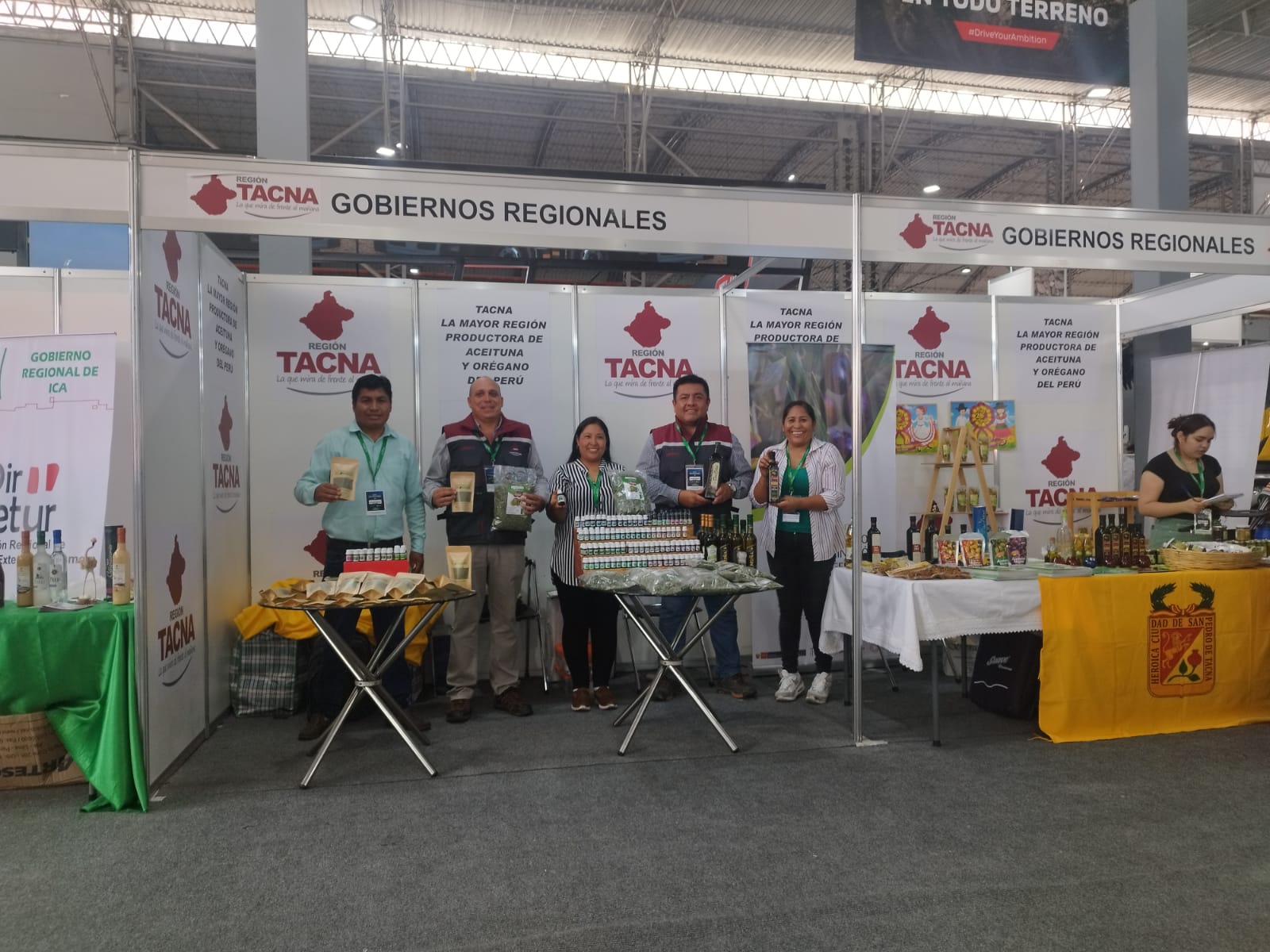 Productores de orégano y aceituna tacneña participan en la EXPO PROVEEDORES PERÚ 2023