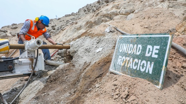 Huarochirí: Realizan perforación de suelo para construcción de nueva Carretera Central