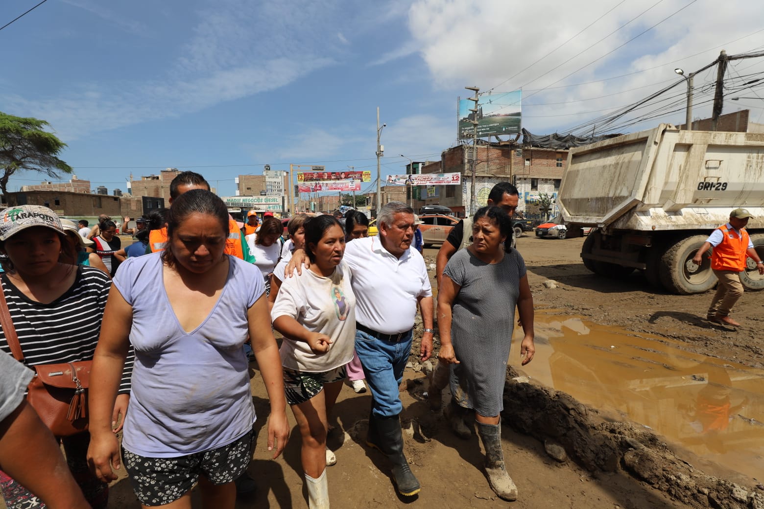 GORE-La Libertad dará alimentos durante 10 días a las familias afectadas por las inundaciones