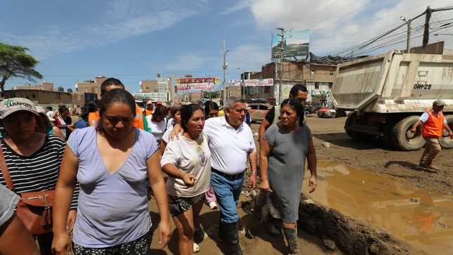 GORE-La Libertad dará alimentos durante 10 días a las familias afectadas por las inundaciones