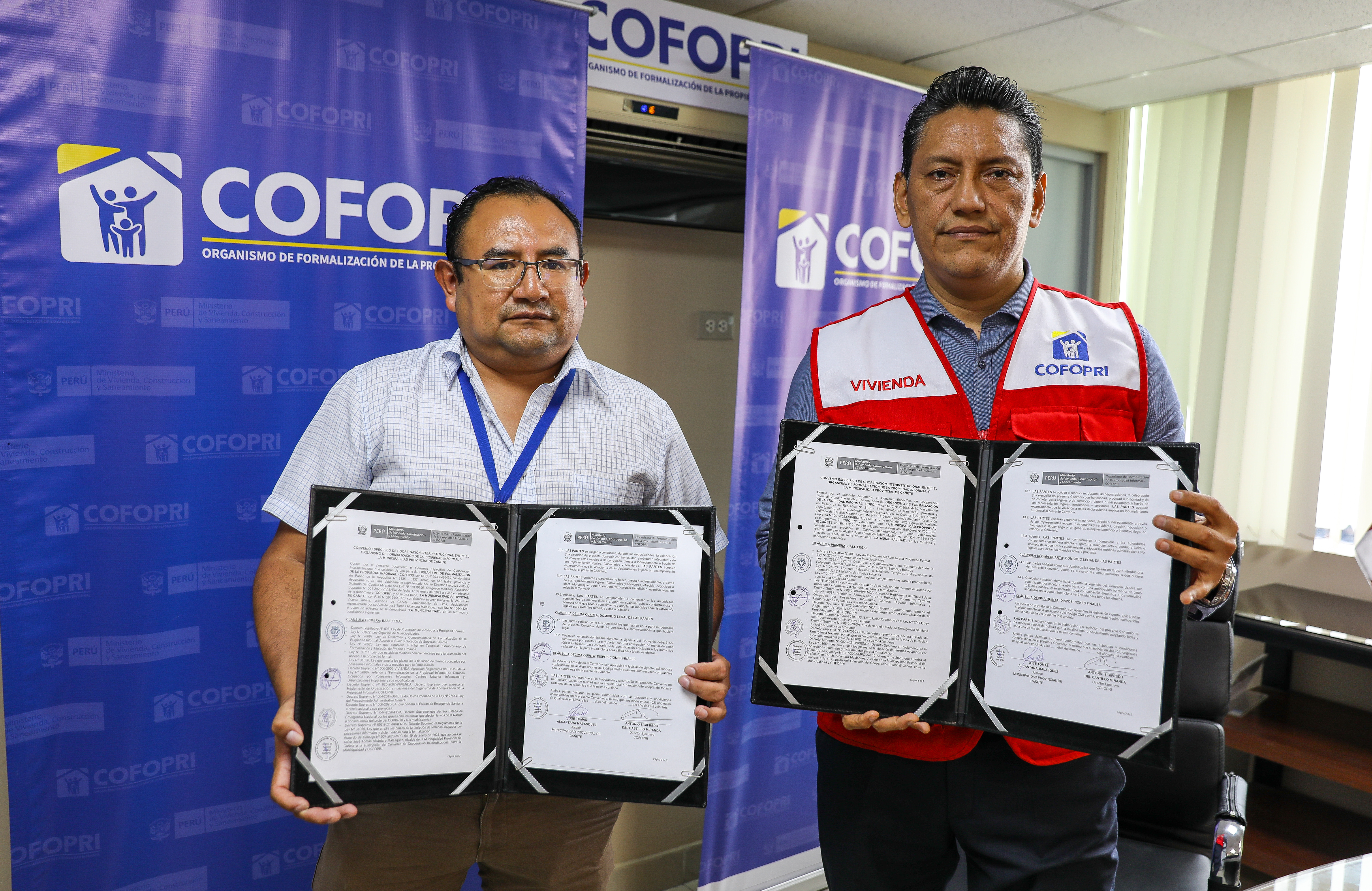 Foto Cofopri