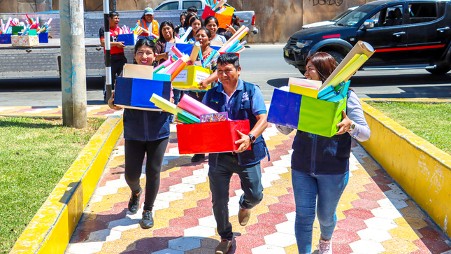 Campaña recolecta 500 kg. de útiles escolares