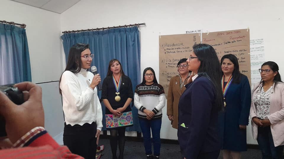 Reunión de la asociación de regidoras y mujeres autoridades de la región del Cusco