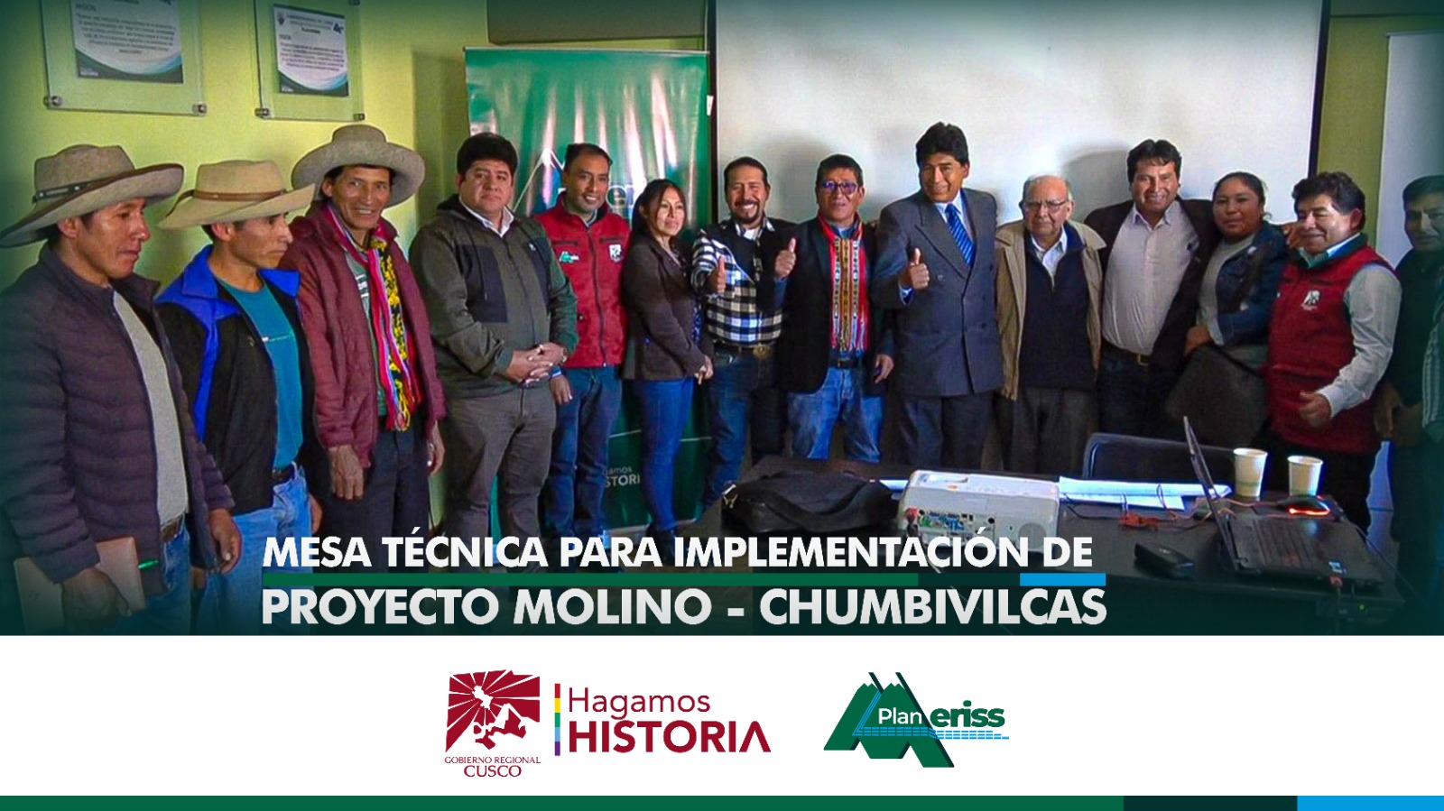 PLAN MERISS DESARROLLÓ MESA TÉCNICA PARA EVALUAR LA IMPLEMENTACIÓN DEL ACUERDO REGIONAL N°259 – 2022 -CR/GR CUSCO DEL PROYECTO MOLINO, CHUMBIVILCAS  
En Acuerdo Regional N° 259 se declara de necesidad pública la elaboración de los estudios de pre inversión y expediente técnico del proyecto de riego Molino, que beneficia a los distritos de Llusco y Quiñota en la provincia de Chumbivilcas.
Plan MERISS, unidad ejecutora del Gobierno Regional Cusco a través de la dirección de estudios realizó una Mesa técnica para evaluar la implementación del acuerdo regional N°259 – 2022 -CR/GR CUSCO, donde se declara de necesidad pública la elaboración de los estudios de pre inversión y expediente técnico del proyecto de riego Molino, que beneficia a los distritos de Llusco y Quiñota en la provincia de Chumbivilcas.
En la actividad participaron el director ejecutivo de Plan MERISS Ing. Lucho Salcedo Cáceres junto al director y supervisor de estudios y personal técnico y especialistas de la institución, además de los consejeros por la provincia de Chumbivilcas:  Santiago Ojeda Quispe y Gil Clinton Triveño Alvis, el alcalde del distrito de Llusco Sr. Jaime Mantilla Chancuaña, alcalde del distrito de Quiñota Sr. Donato Capchi Huamaní, también con la Mgtr. Maritza Rosa Candia directora de la Dirección Desconcentrada de Cultura de Cusco, quienes asistieron en compañía de sus equipos técnicos y la Subgerencia de la Oficina de Programación Multianual de Inversiones del Gobierno Regional del Cusco, así como los presidentes de las comunidades de San Sebastián de Llusco y la comunidad de Quiñota del distrito del mismo nombre.
Entre los acuerdos alcanzados destacan que Plan MERISS solicite un equipo de la Dirección de Cultura para el acompañamiento respectivo en la verificación arqueológica del proyecto, que los equipos técnicos de las municipalidades de Llusco, Quiñota, y Plan Meriss realicen estudios referentes a la oferta hídrica y emisión de los  caudales, ya que existen proyectos en ambos distritos, en ese sentido hay que verificar que no exista incompatibilidad o sobreposición de proyectos y se efectúen visitas conjuntas in situ para diagnosticar el estado real de los sectores a intervenir.
Hay que destacar que los consejeros de la provincia de Chumbivilcas fueron quienes impulsaron para el cumplimiento de este acuerdo regional y además se debe subrayar que la directora de la DDCC Mgtr. Maritza Rosa Candia mostró su alta predisposición para apoyar en este proyecto, es así que facilitará un equipo técnico de la entidad a su cargo para que trabajen de forma coordinada con las instituciones involucradas y se realice un seguimiento oportuno para trabajar de forma coordinada y disciplinada.