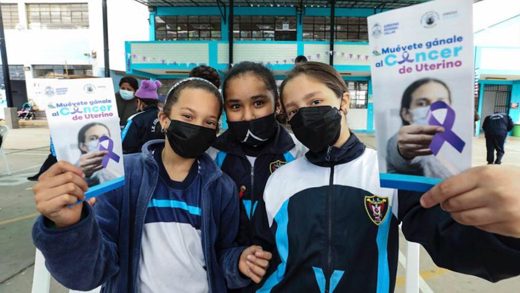Minsa inicia la distribución de las vacunas contra el VPH para niñas y niños que cursan el quinto grado de primaria
