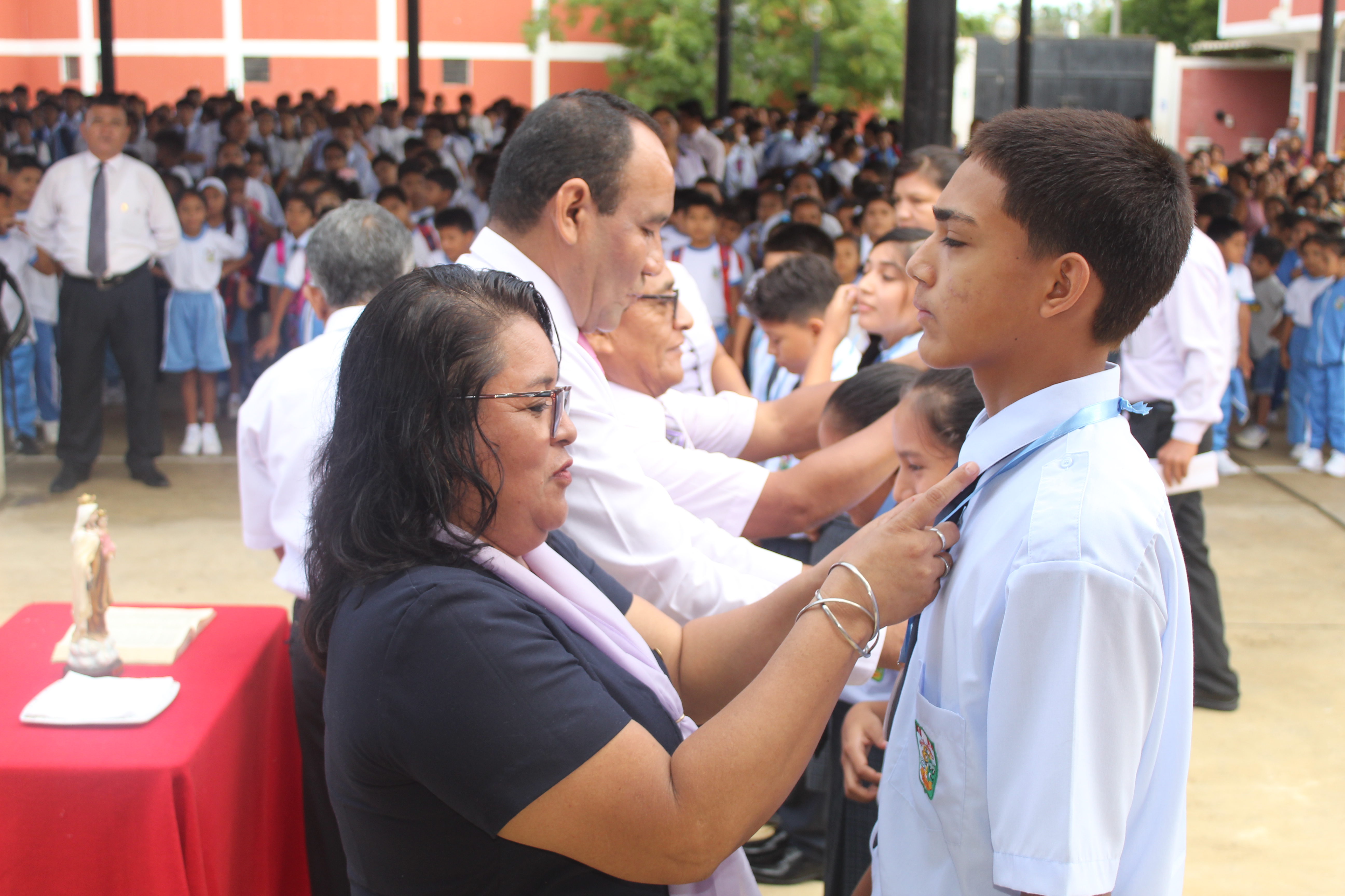 director del colegio