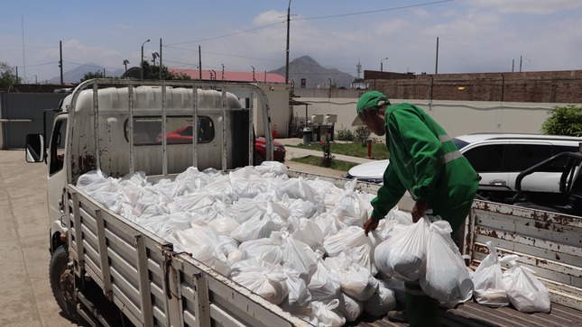 Municipalidades reciben víveres del GORE La Libertad para ser distribuidos a más de 5 mil damnificados por emergencia