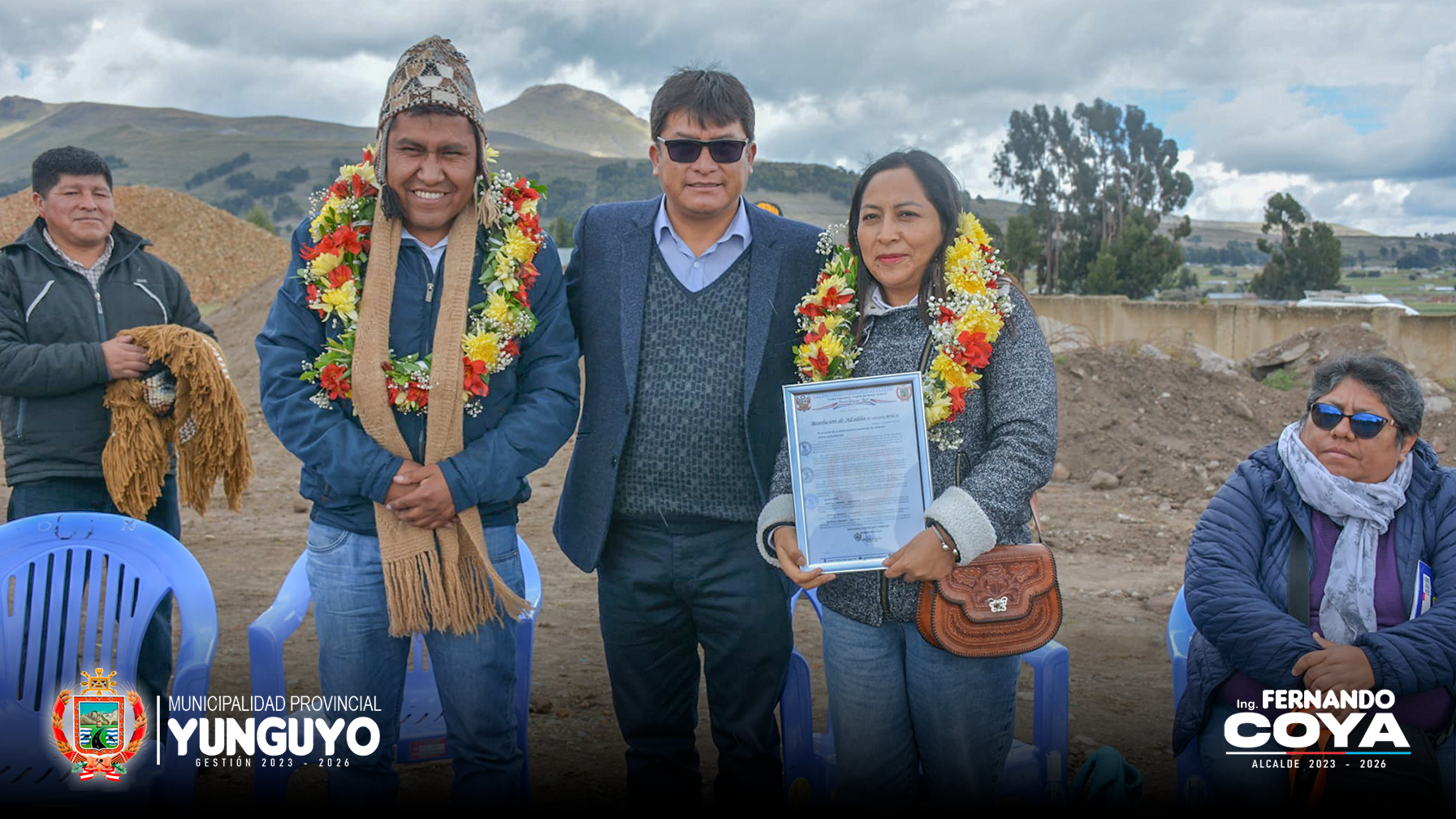 GOBERNADOR REGIONAL Y REPRESENTANTES DE PRONIS REALIZARON VISITA A TERRENO DONDE SE CONSTRUIRÁ NUEVO HOSPITAL DE YUNGUYO